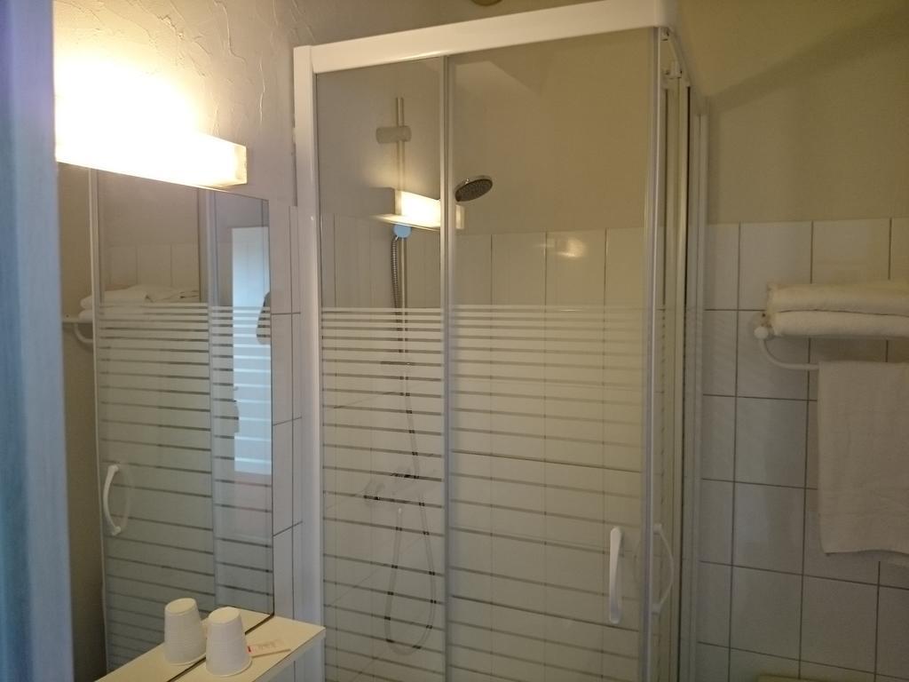 Hotel Tgv Κεμπέρ Εξωτερικό φωτογραφία